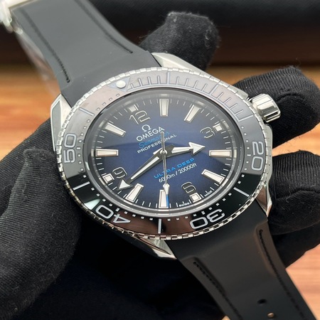 Omega PLANET OCEAN 600 M OMEGA